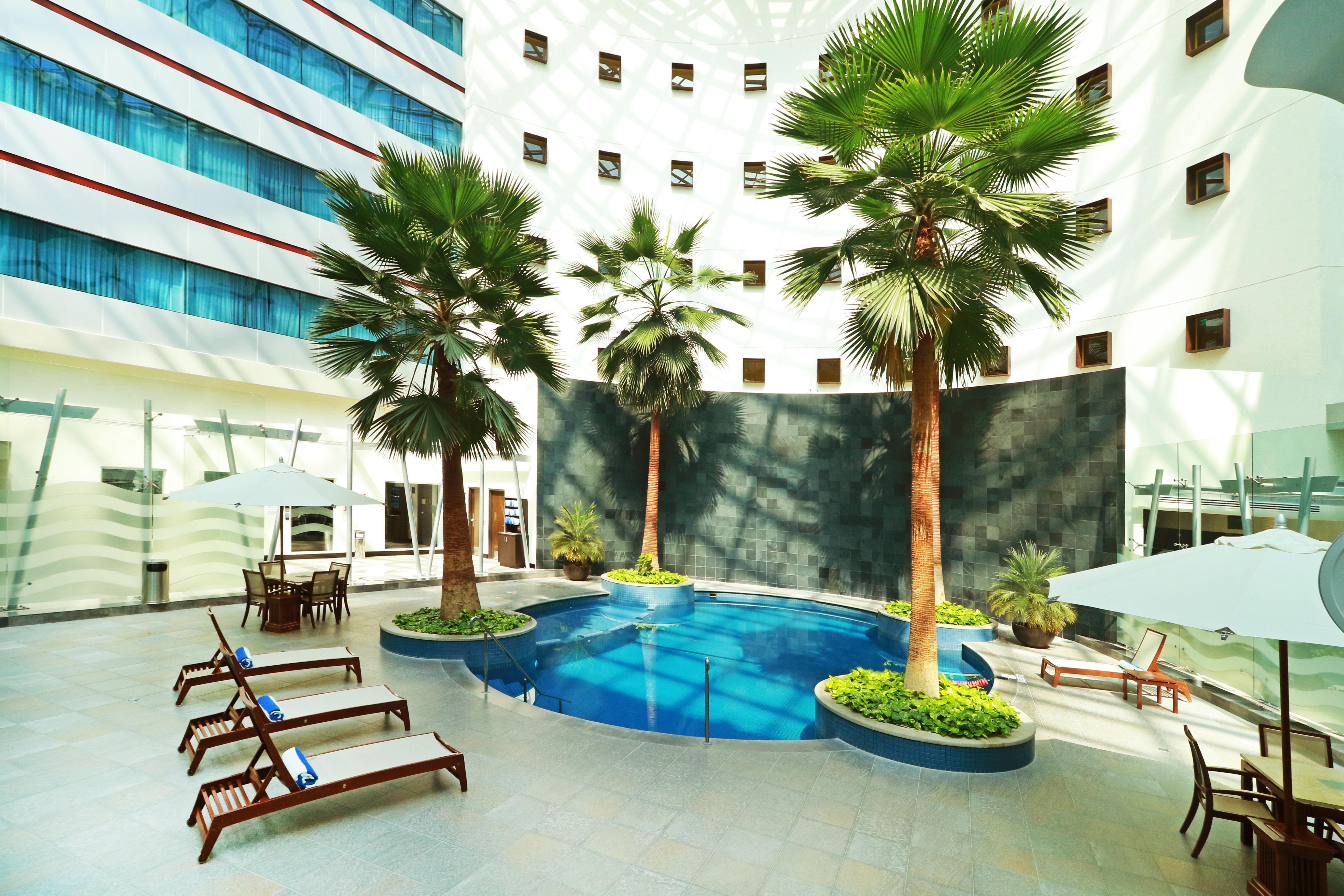 Crowne Plaza Leon By Ihg Hotel Exterior photo