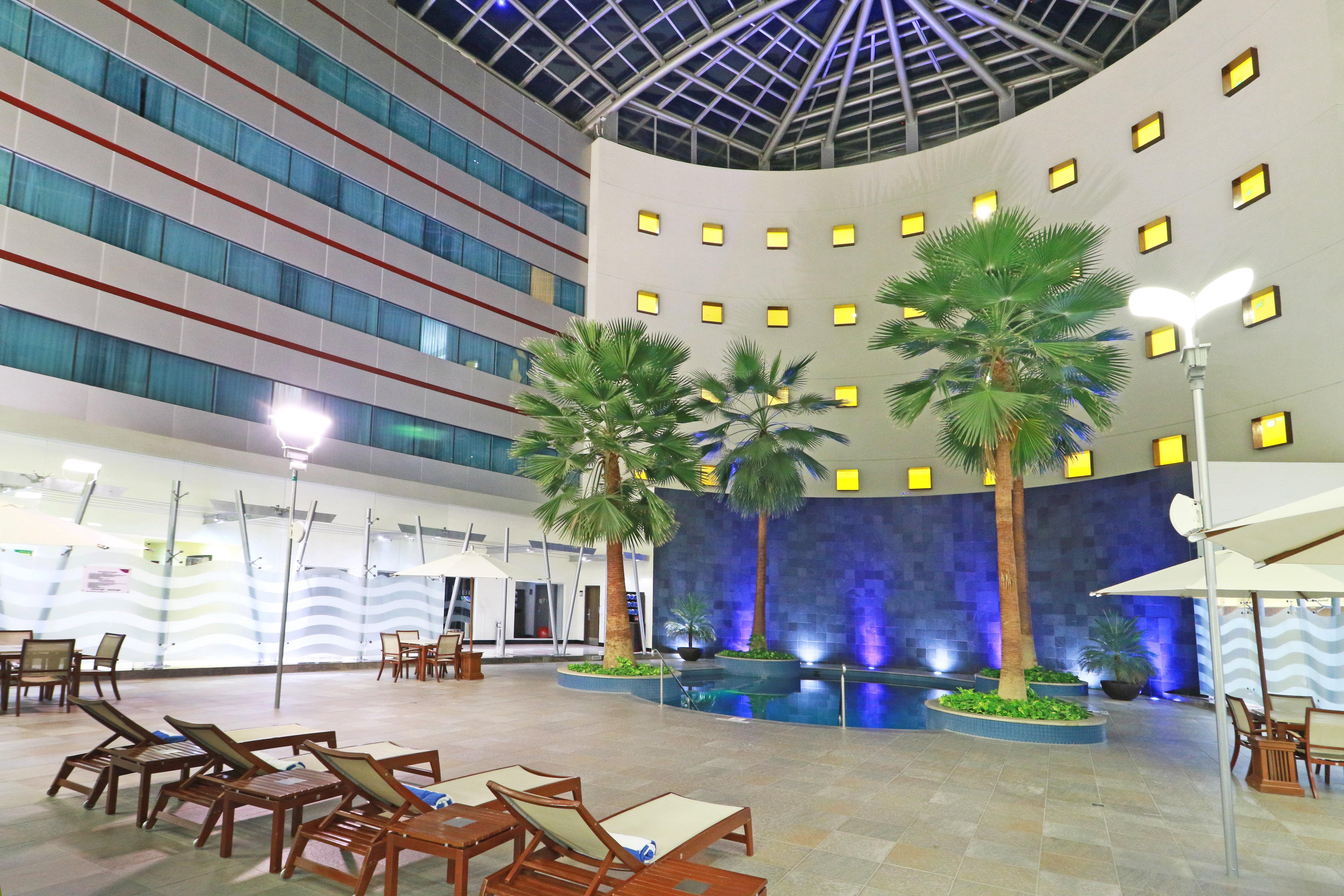 Crowne Plaza Leon By Ihg Hotel Exterior photo