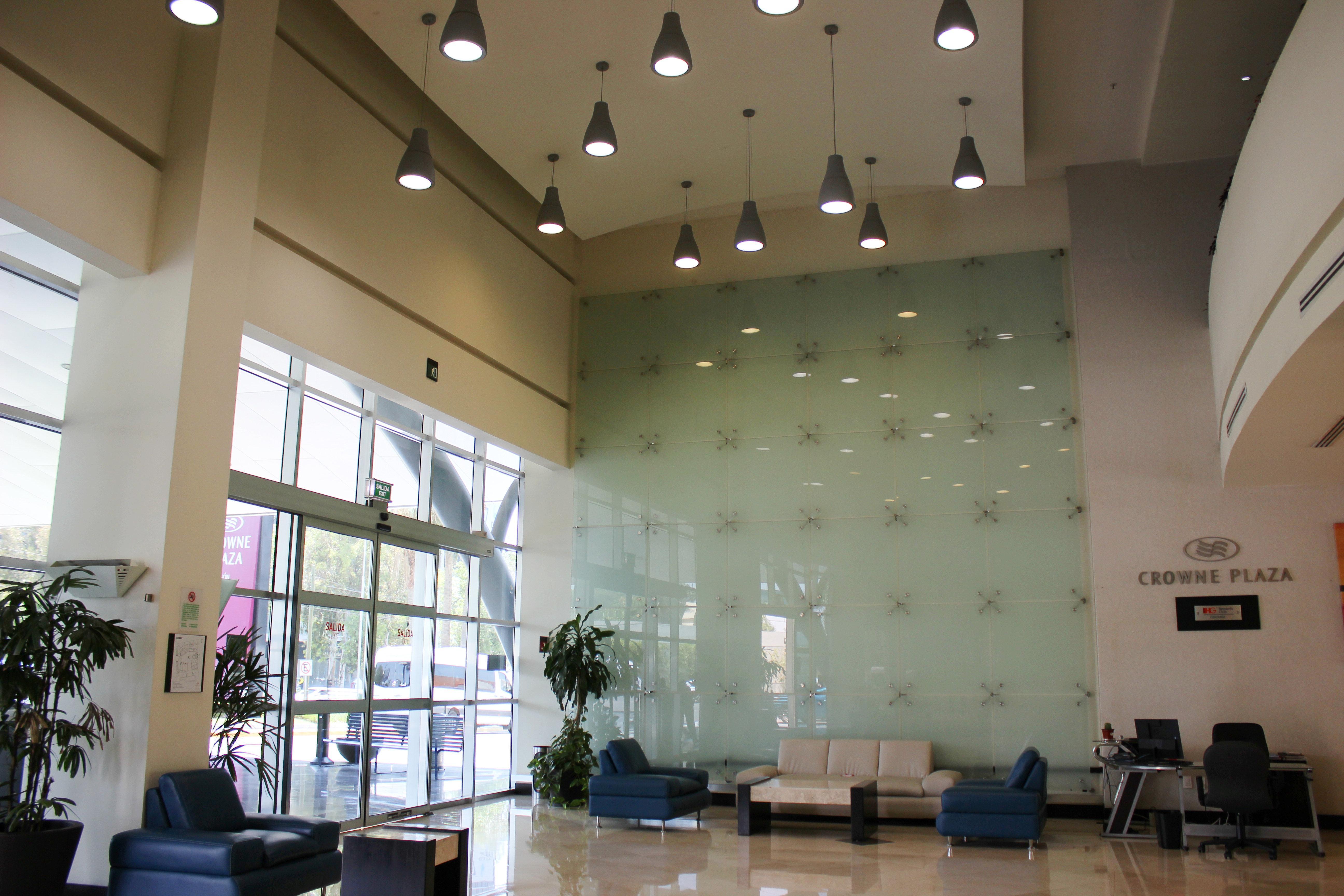 Crowne Plaza Leon By Ihg Hotel Exterior photo