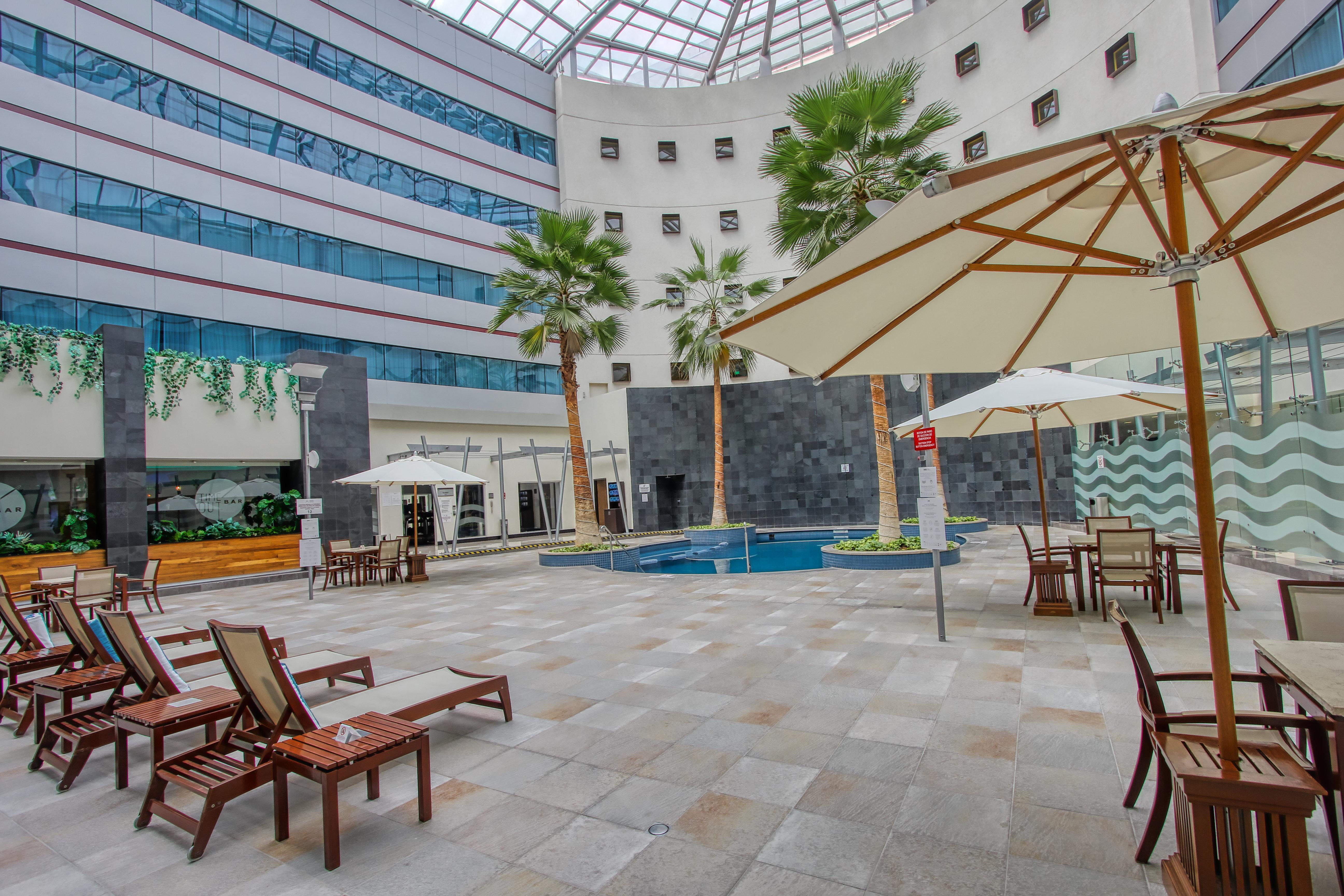 Crowne Plaza Leon By Ihg Hotel Exterior photo